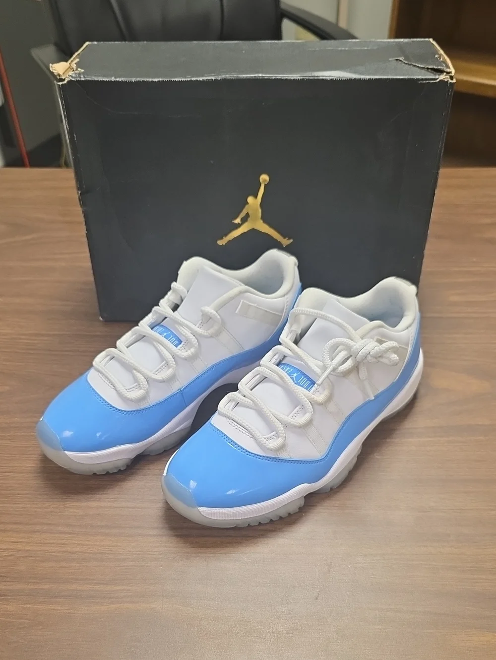 Jordan 11 Retro Low UNC White/University Blue 528895-106 Men's 9 OG All